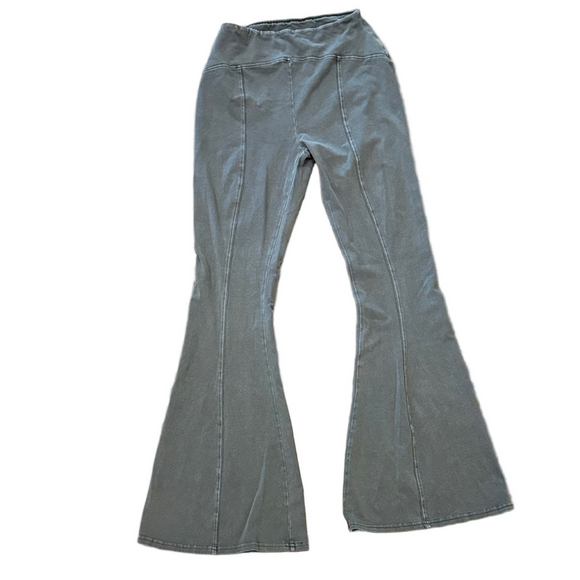 Urban Outfitters grey seamed flare leggings, small - Picture 3 of 7